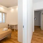 Guesthost - Cenisia District Perosa Roomy Flat *