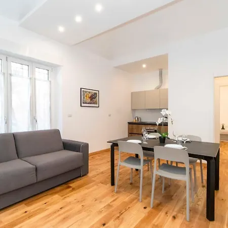 Lejlighed Cenisia District Perosa Roomy Flat *