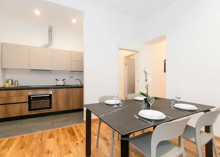 Appartamento Guesthost - Cenisia District Perosa Roomy Flat