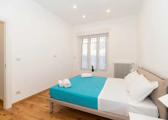 Guesthost - Cenisia District Perosa Roomy Flat *
