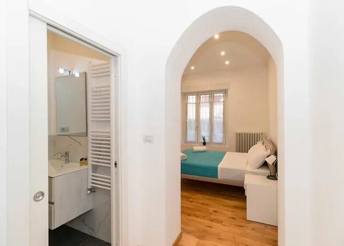 Guesthost - Cenisia District Perosa Roomy Flat *