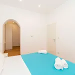 Guesthost - Cenisia District Perosa Roomy Flat * Torino